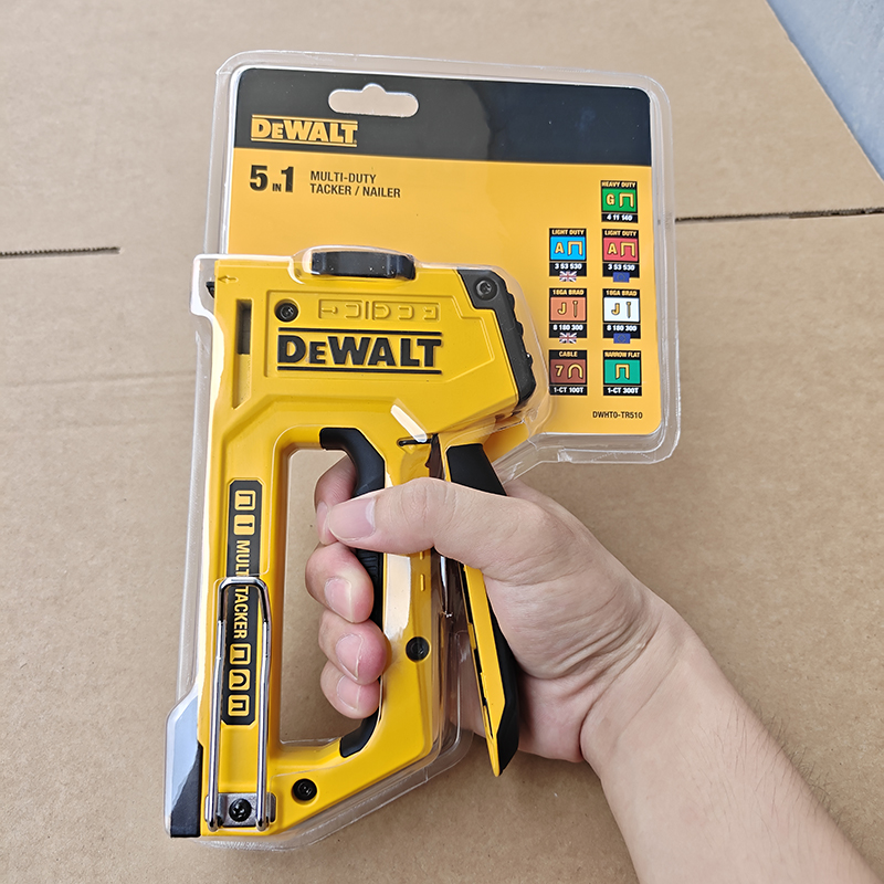 DeWALT DWHT0-TR510 5-in-1 Manu - Stapler Heavy Duty 评论和价格